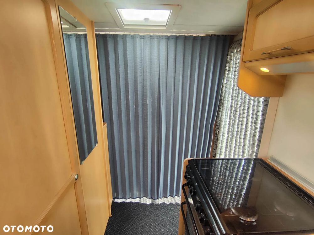 Burstner Ventana - 28