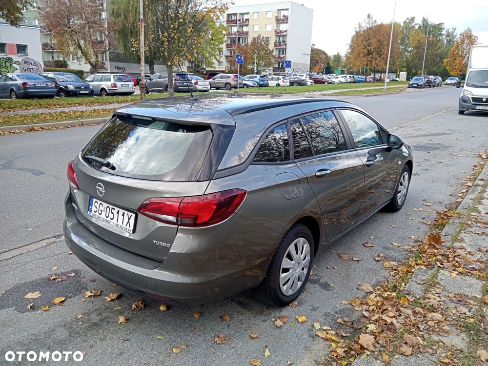 Opel Astra - 4