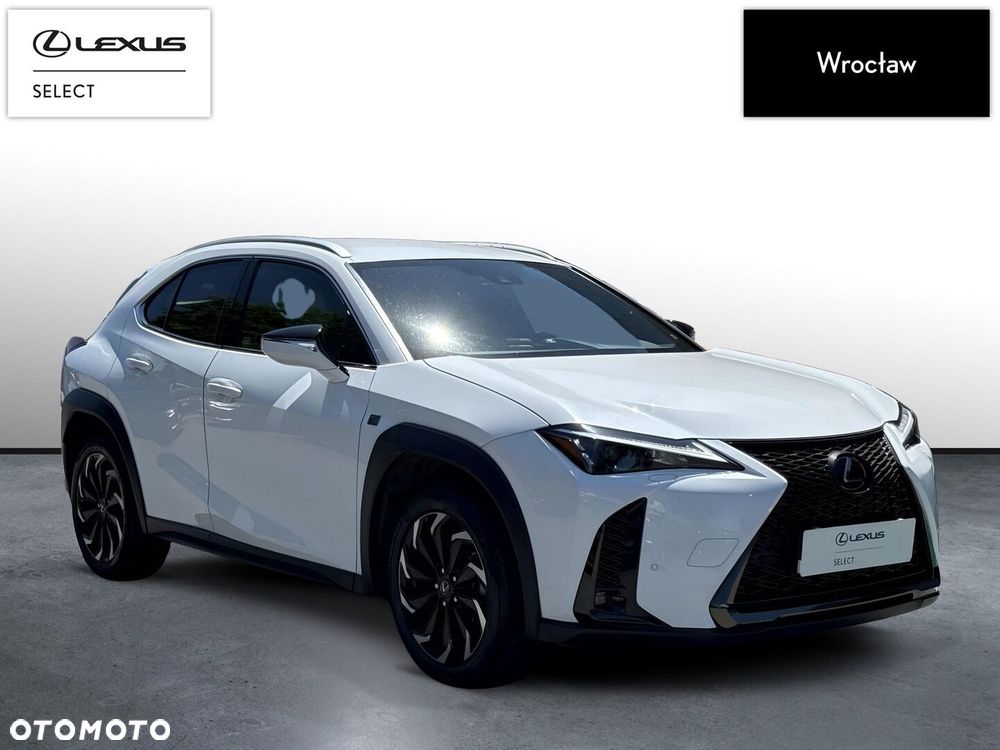 Lexus UX - 8