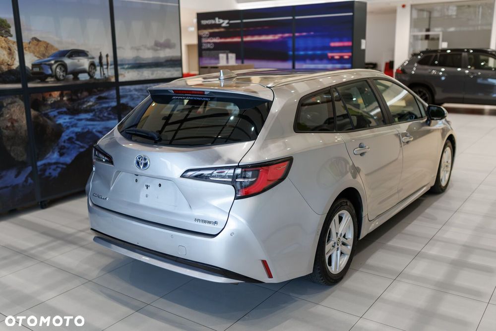 Toyota Corolla 1.8 Hybrid Comfort - 22
