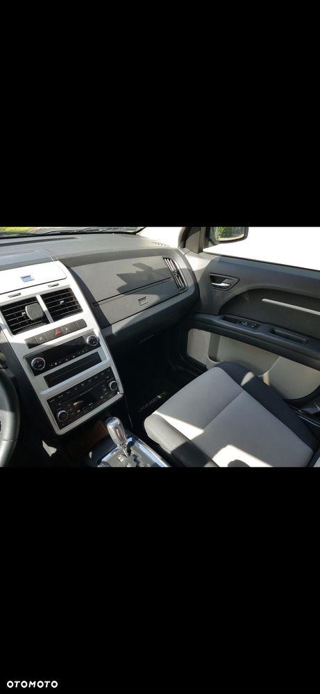 Dodge Journey - 4