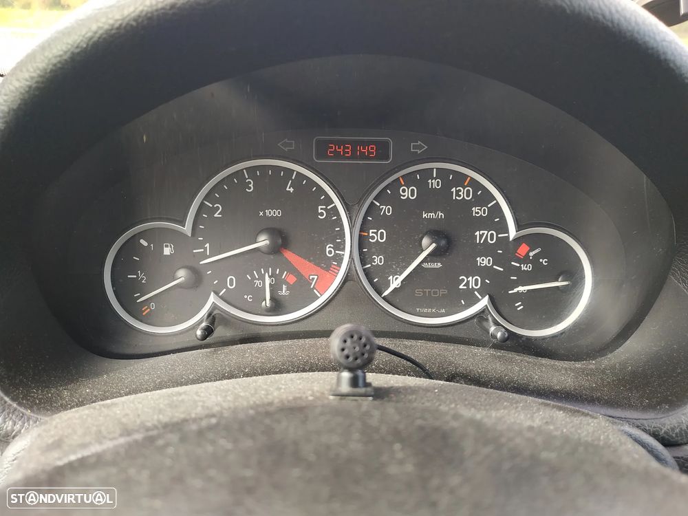 Peugeot 206 1.4 16V Black & Silver - 12