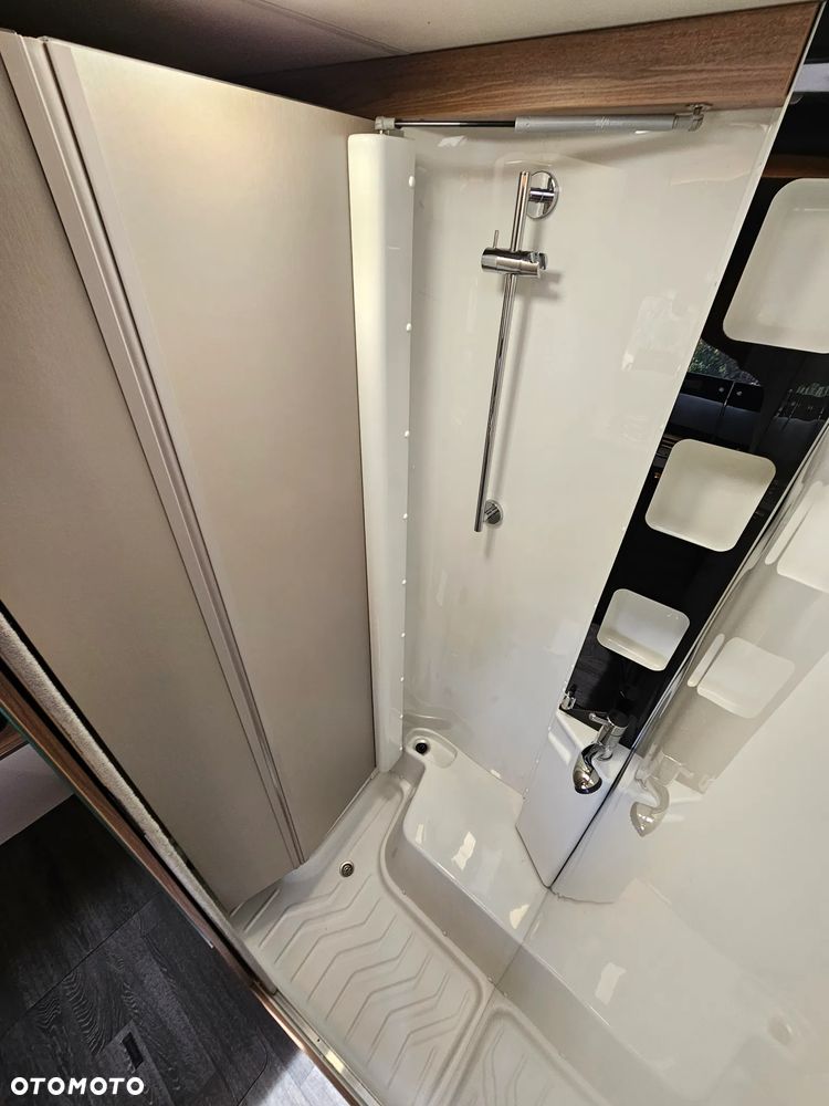KNAUS VAN TOURER 500LT - 17