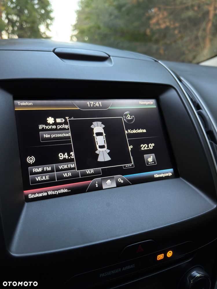 Ford S-Max - 13