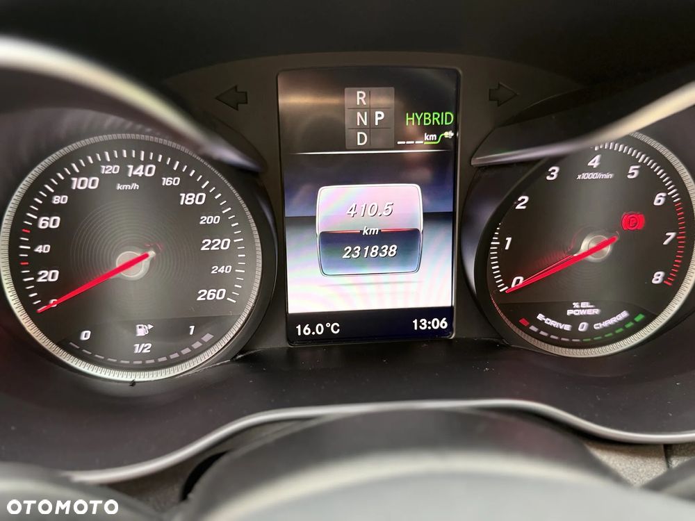 Mercedes-Benz Klasa C 350 e 7G-TRONIC Avantgarde - 38