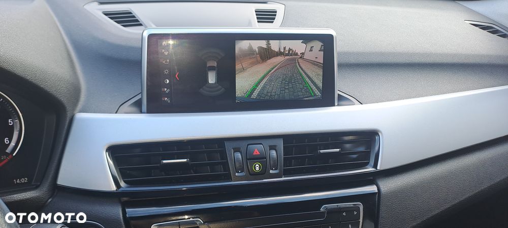 BMW X1 xDrive18d xLine - 25