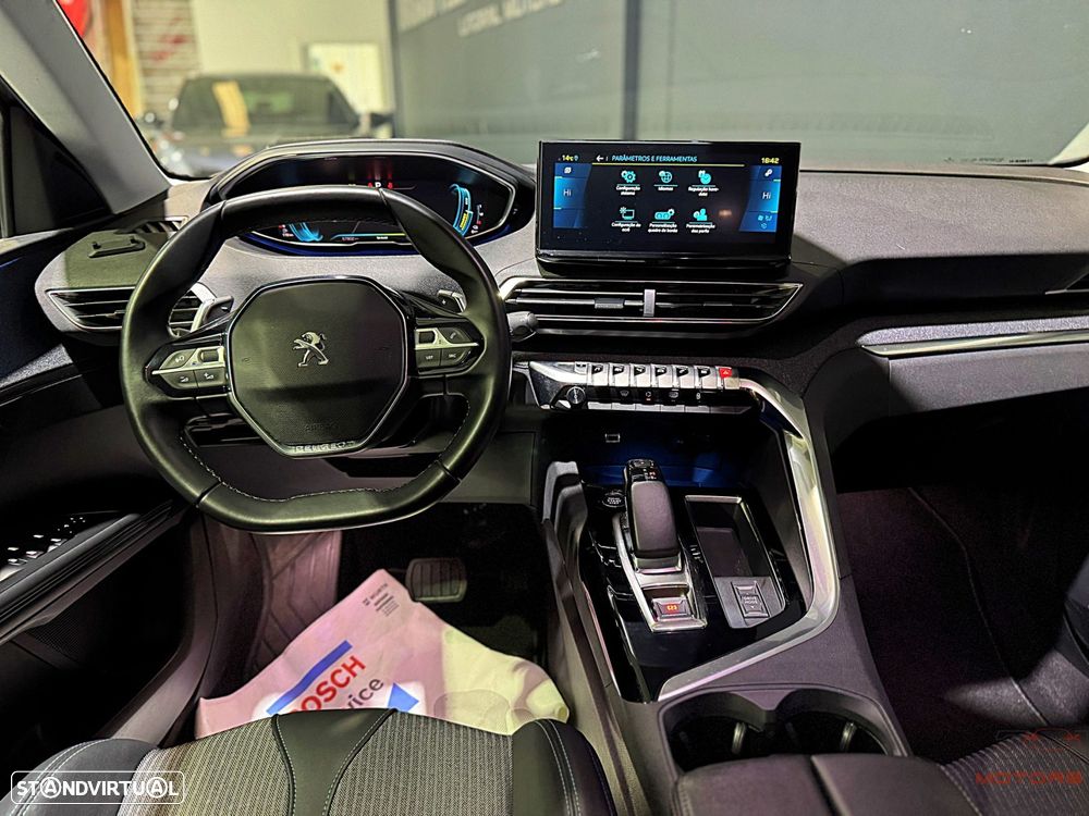 Peugeot 3008 1.6 Hybrid Allure e-EAT8 - 19