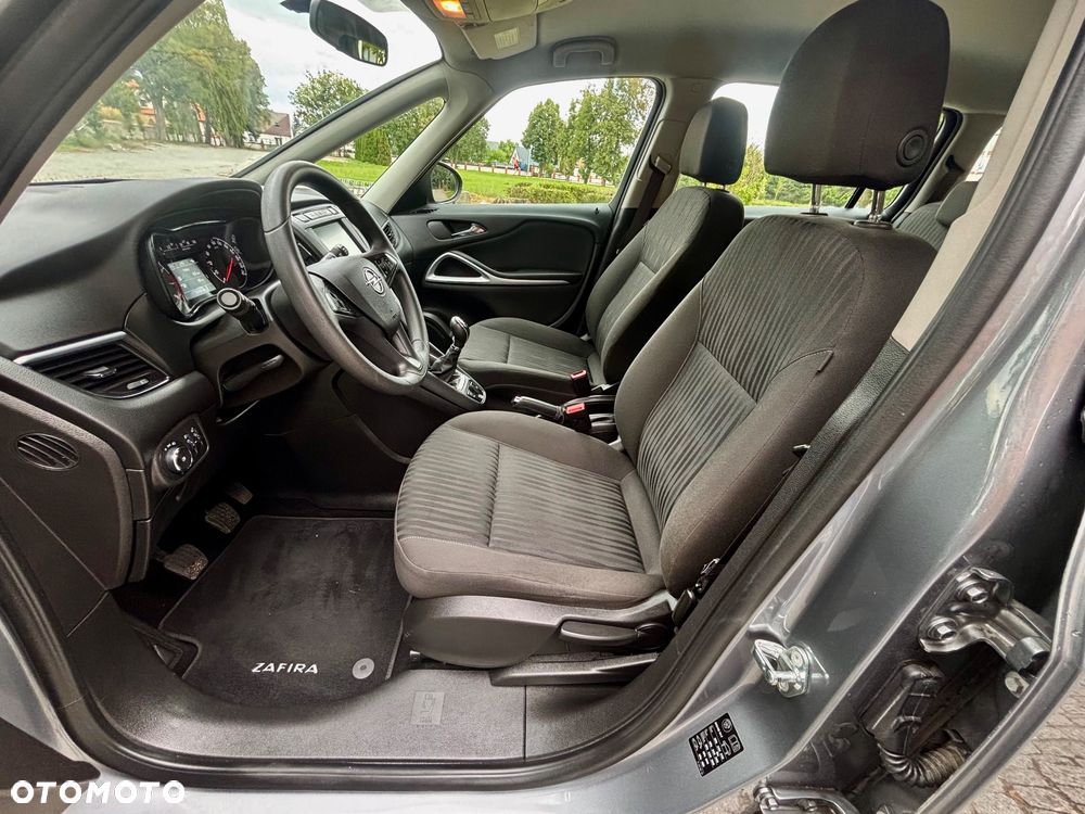Opel Zafira - 21