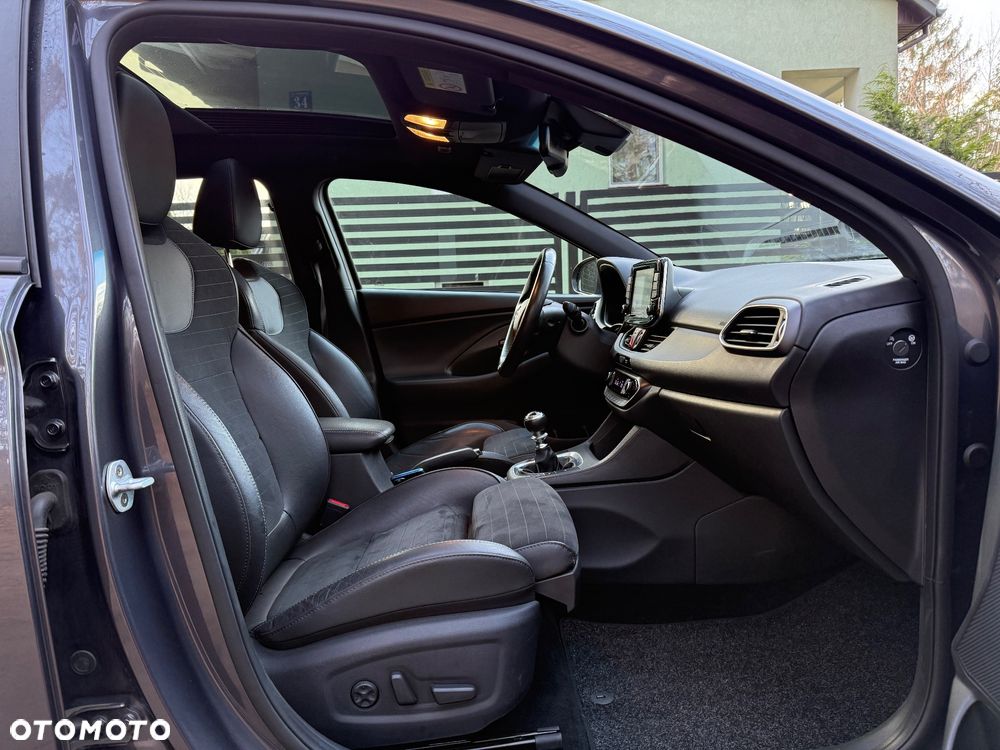 Hyundai i30 N 2.0 T-GDI Performance - 10