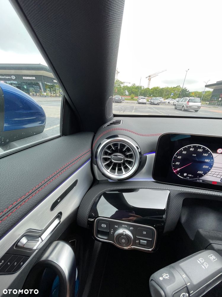 Mercedes-Benz CLA 200 mHEV AMG Line 7G-DCT - 36