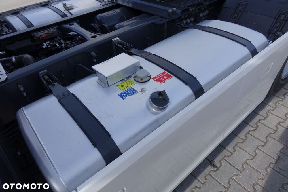 Scania R500 NGS / EURO 6 / STANDARD / AUTOMAT / RETARDER / 2 ZBIORNIKI / KLIMATYZACJA POSTOJOWA / LODÓWKA - 11