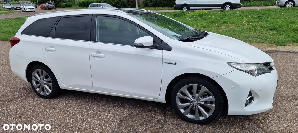 Toyota Auris - 2