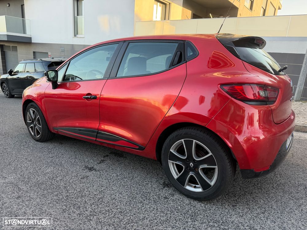 Renault Clio 0.9 TCE Dynamique S - 5