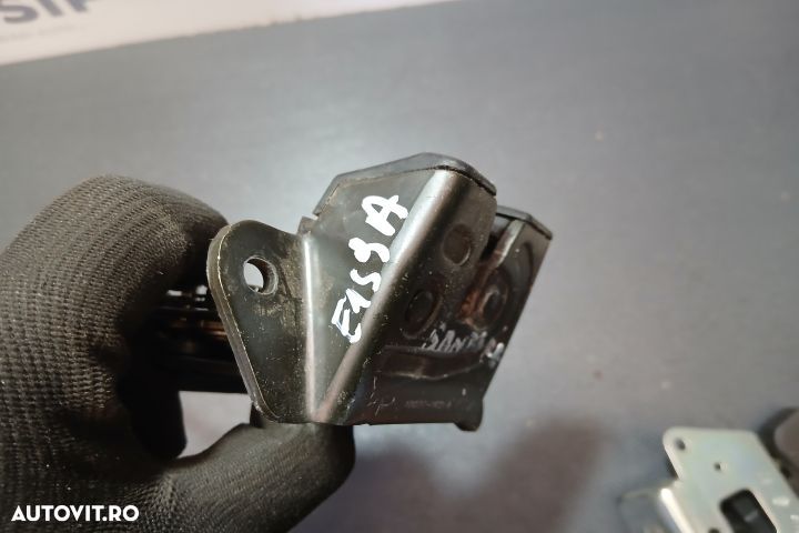 Broasca hayon 81230-2B000 81230-2B000 Hyundai Santa Fe CM [2006 - 201 - 4