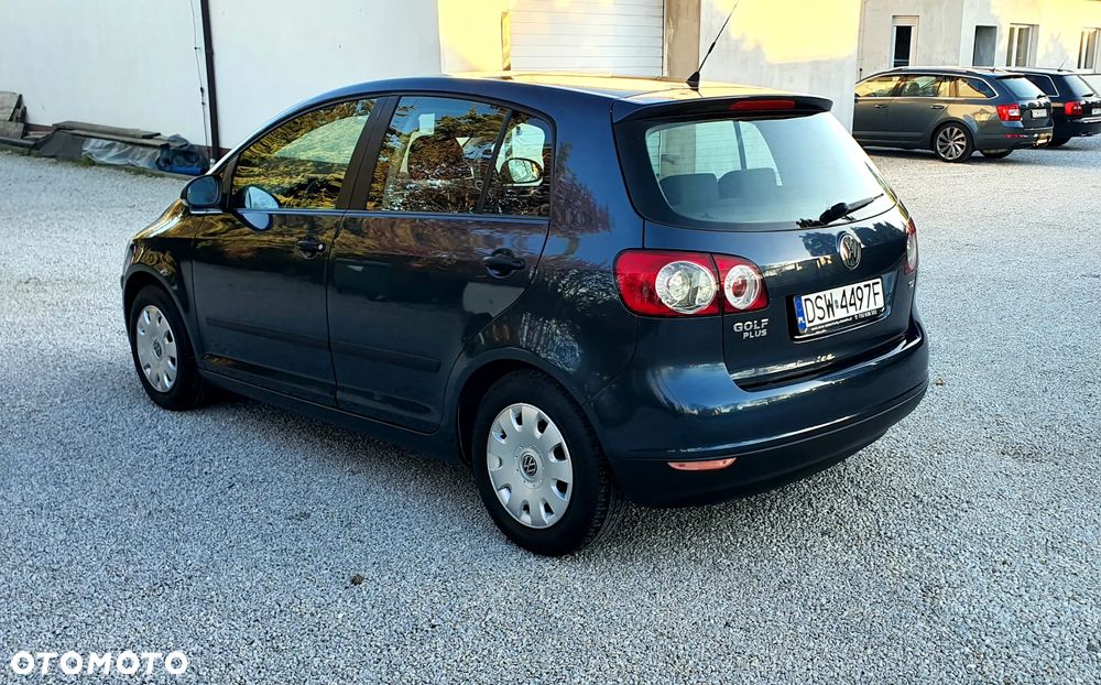 Volkswagen Golf Plus 1.9 TDI DPF Comfortline - 4