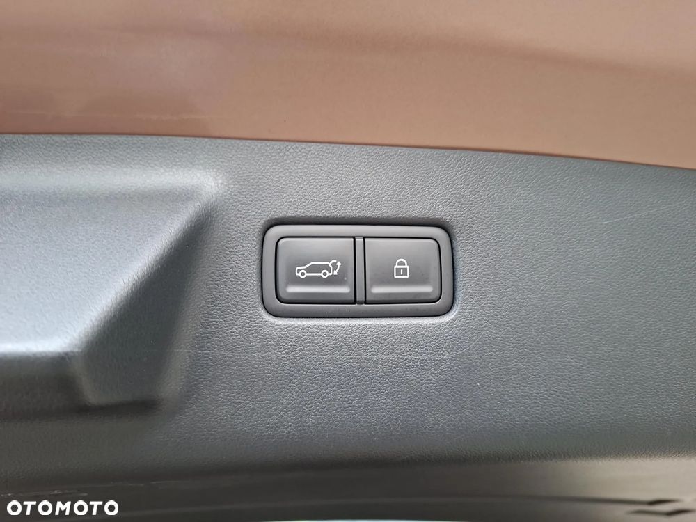 Hyundai Santa Fe 1.6 T-GDI PHEV Platinum 4WD 7os - 22
