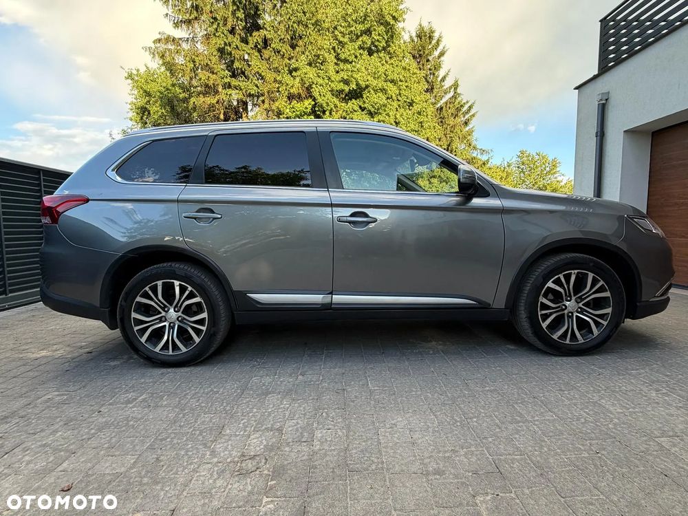 Mitsubishi Outlander - 6