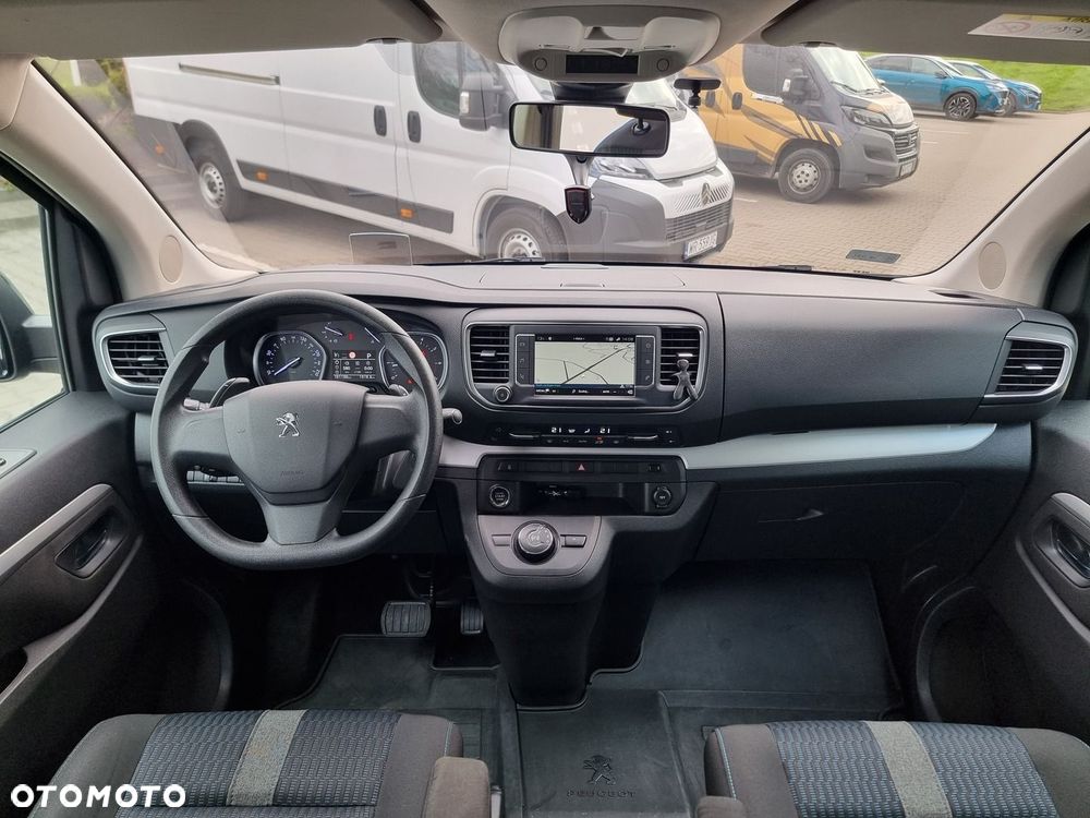 Peugeot Traveller 2.0 BlueHDi Standard Active - 29