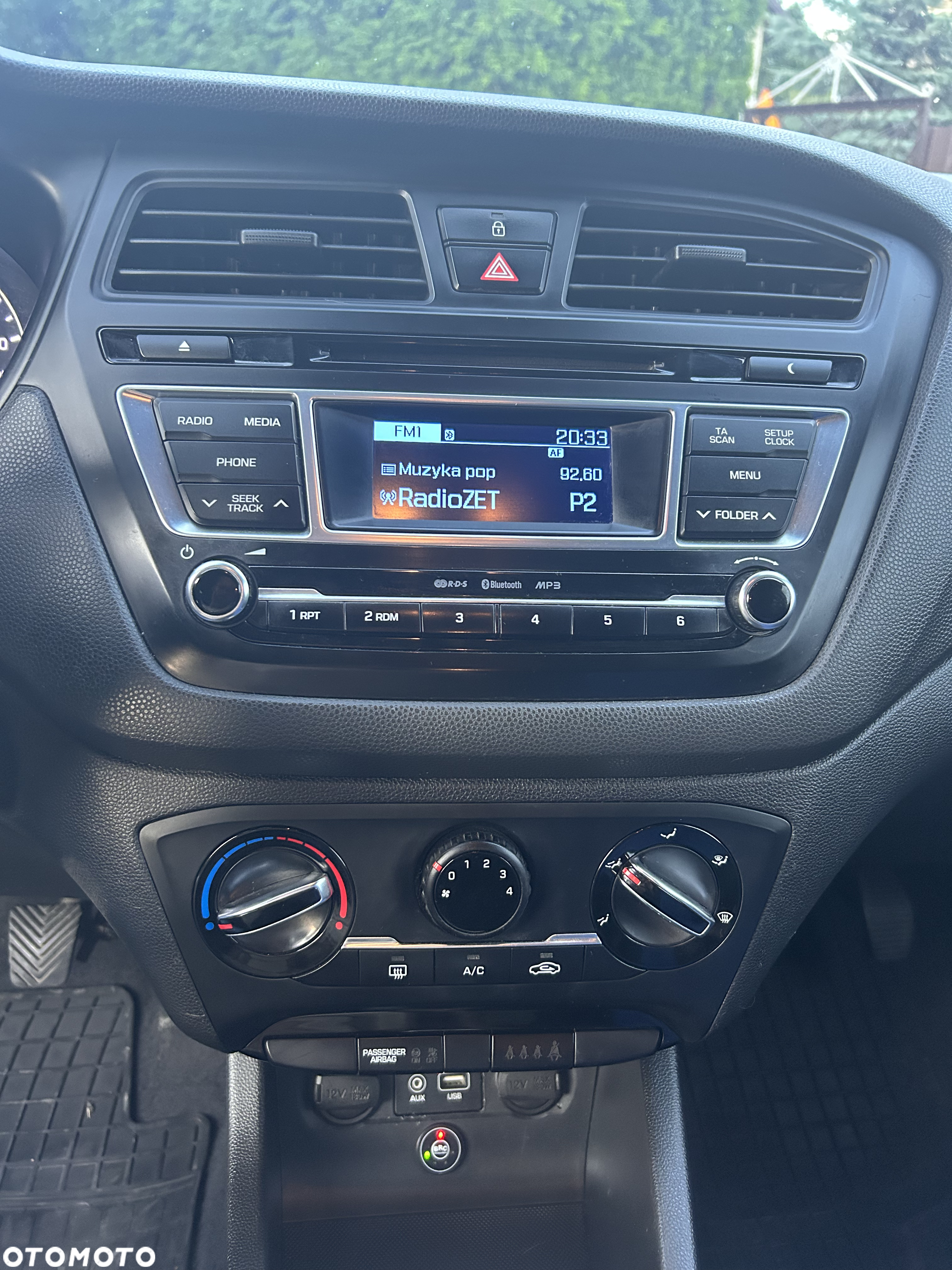 Hyundai i20 1.2 GO - 12