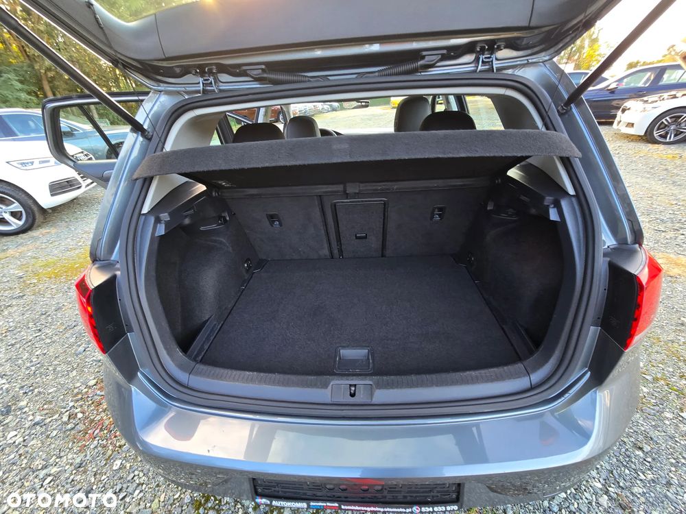 Volkswagen Golf - 19