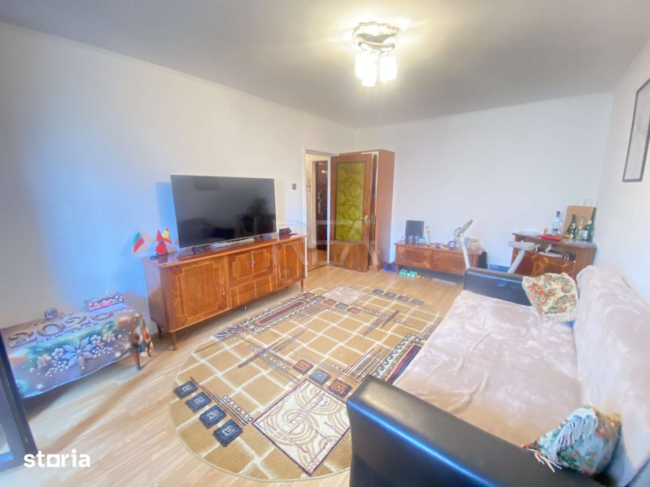 3 Camere-Decomandat-70 mp-Etaj Intermediar-Metrou Tineretului — fotografia 1