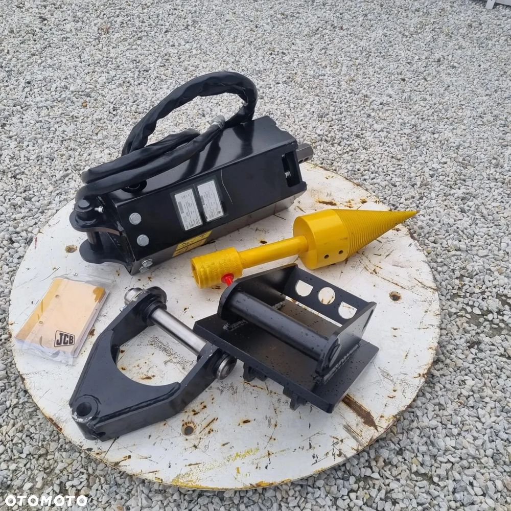 JCB - 2