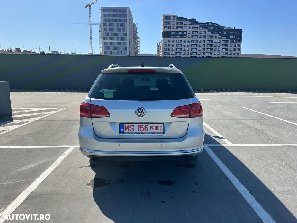 Volkswagen Passat 2.0 TDI DSG BlueMotion Technology Comfortline - 4