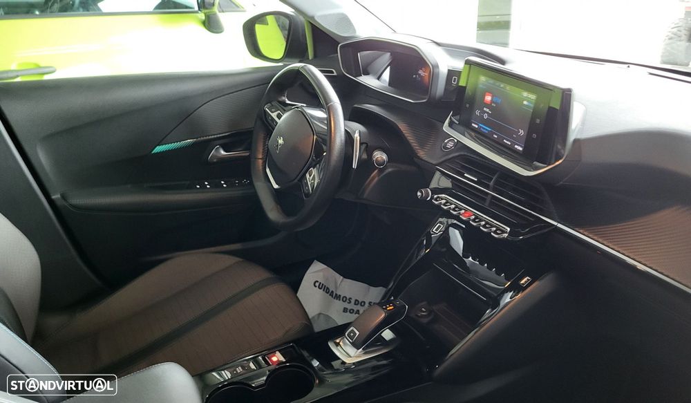 Peugeot 208 1.2 PureTech Allure Pack EAT8 - 26