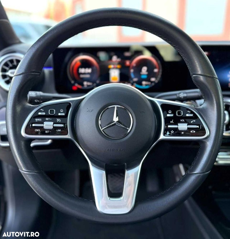 Mercedes-Benz CLA 250 - 19