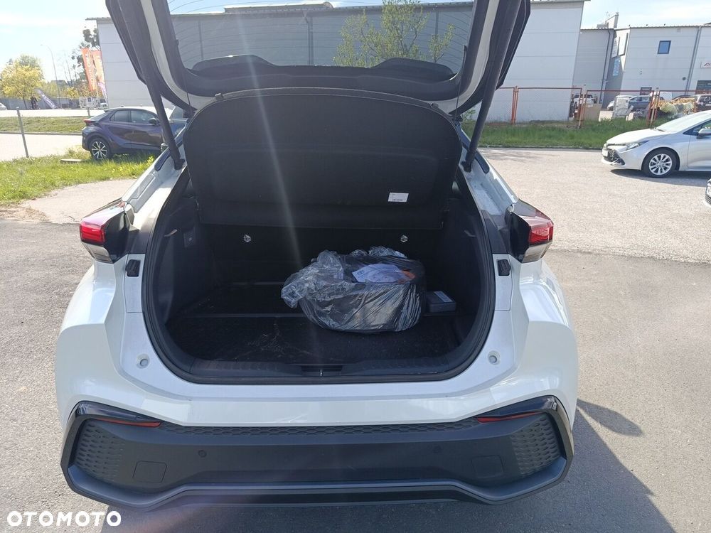 Toyota C-HR - 13