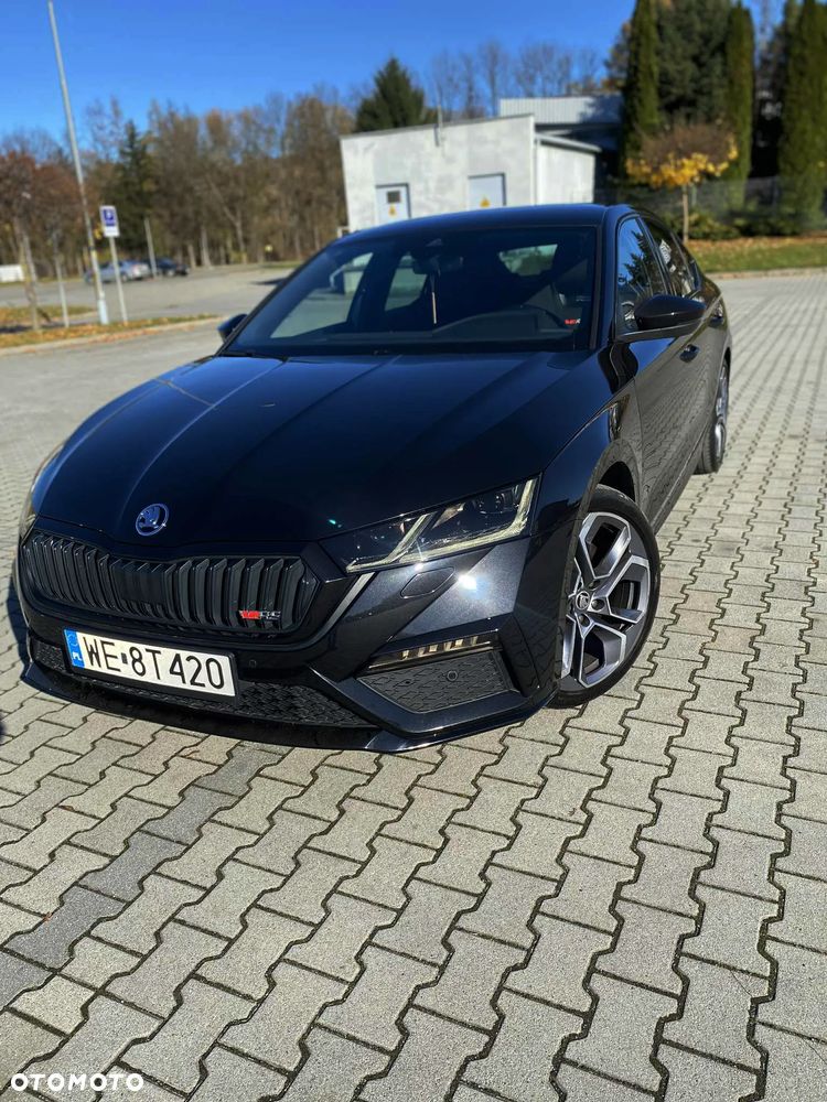 Skoda Octavia 2.0 TSI RS DSG - 4