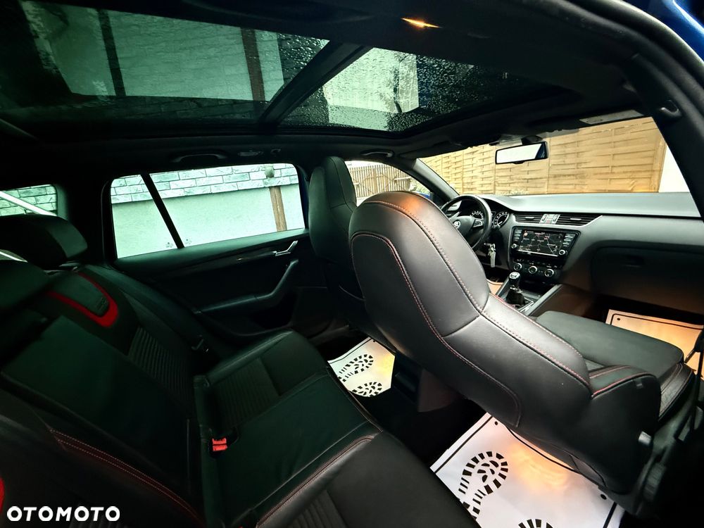 Skoda Octavia 2.0 TDI RS - 15