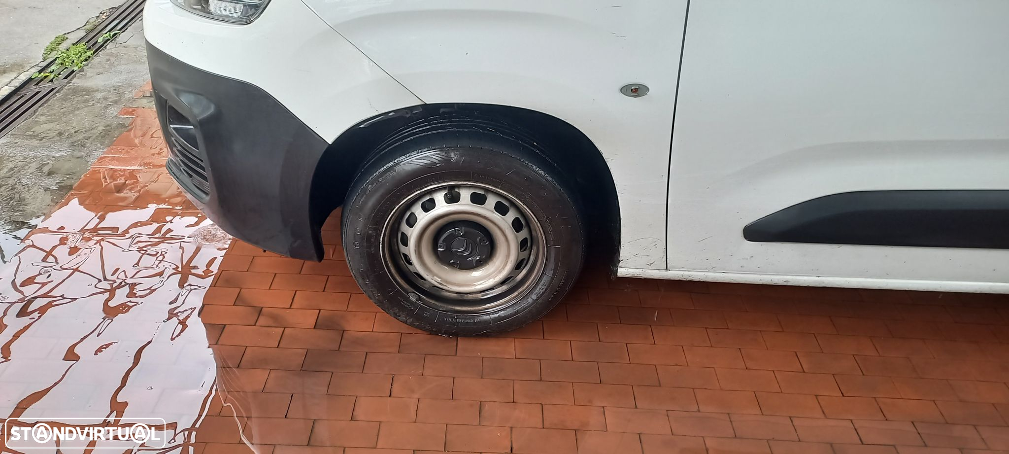 Citroën Berlingo  Van 1.5 Bluehdi M Club - 2