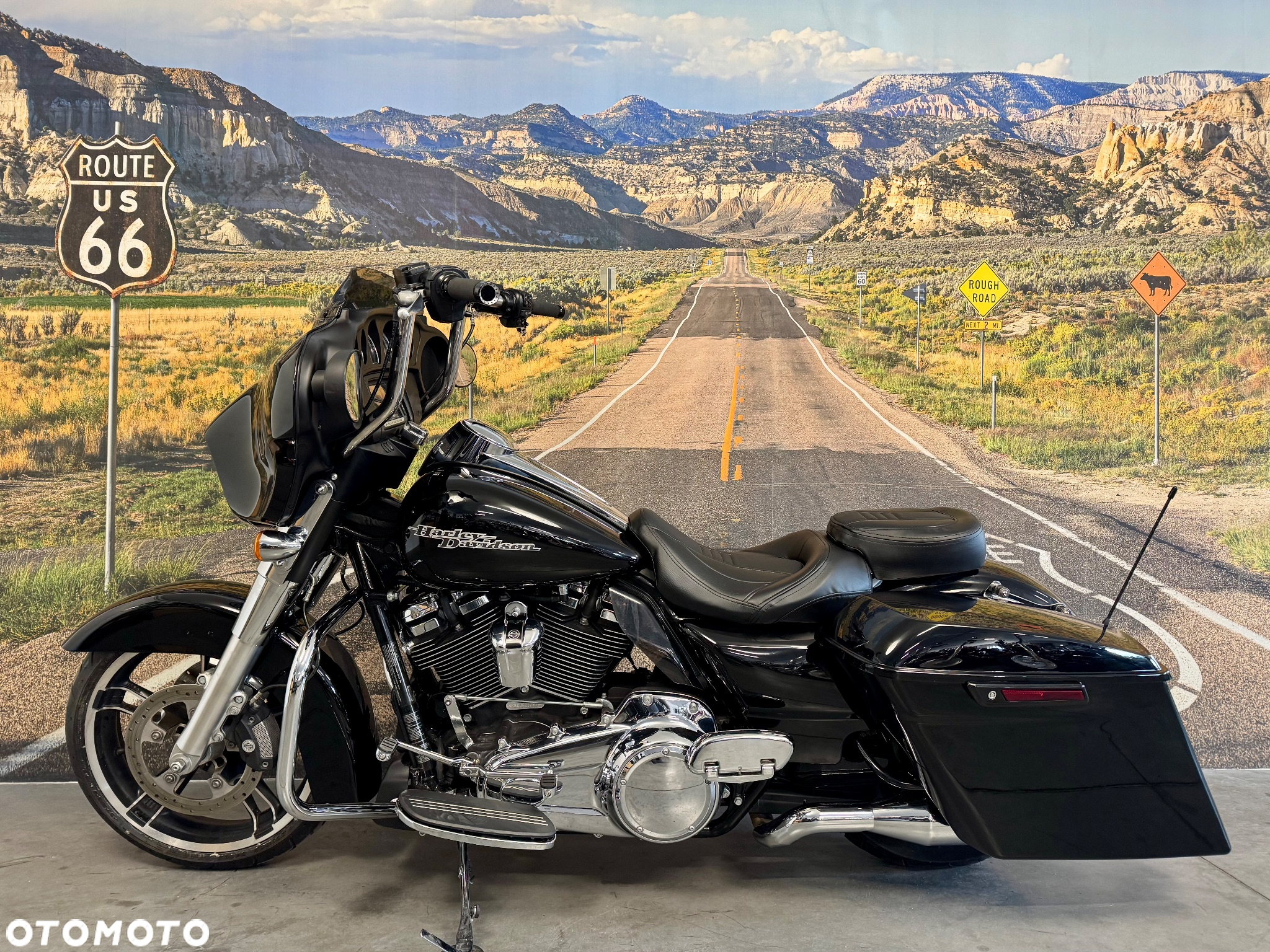 Harley-Davidson Touring Street Glide - 6