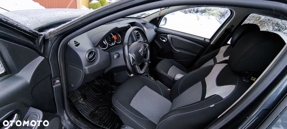 Dacia Duster 1.6 SCe Laureate S&S - 4