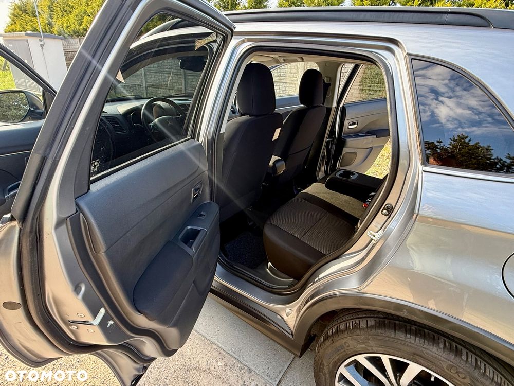 Mitsubishi ASX 1.6 2WD Plus - 19