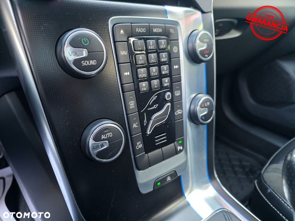 Volvo V40 D2 Drive-E R-Design Kinetic - 23