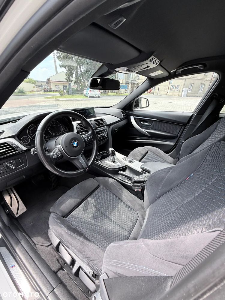BMW Seria 3 320i xDrive M Sport Shadow - 9