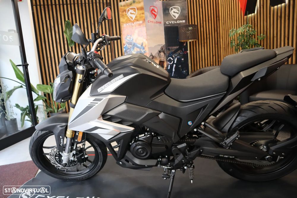 Cyclone Battlo BATTLO - 8