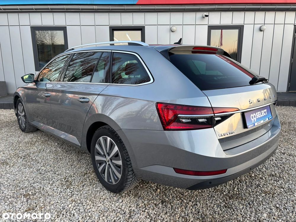 Skoda Superb 2.0 TDI SCR Style DSG - 3