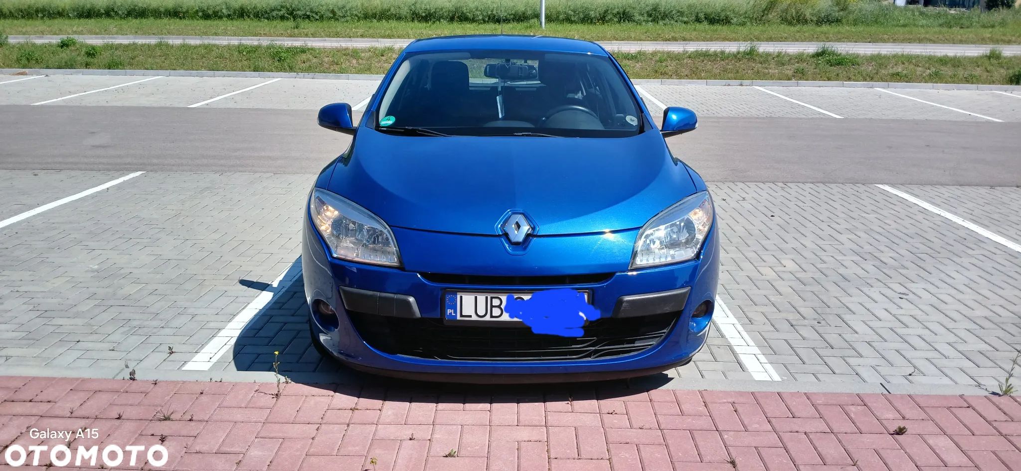 Renault Megane 1.6 16V Color Edition - 1