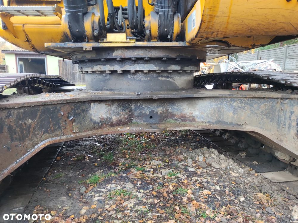 JCB JS 260 - 8