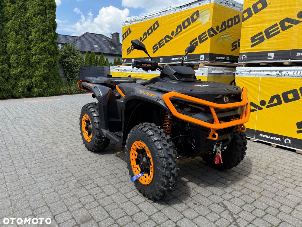 Can-Am Outlander - 1