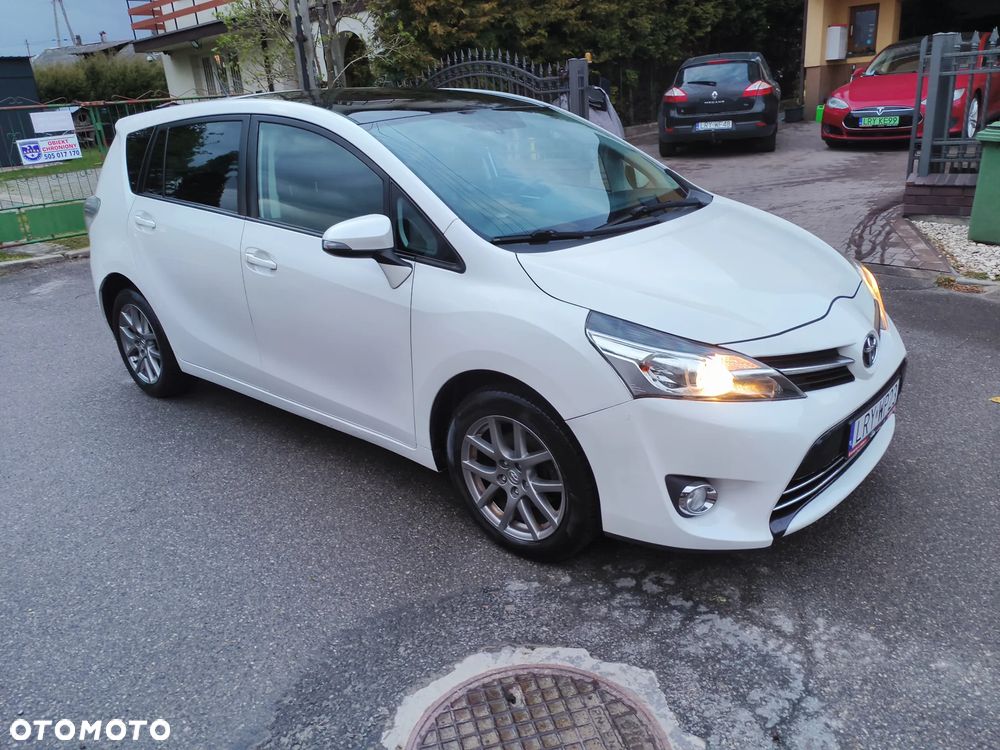 Toyota Verso 1.6 7-Sitzer Life - 2