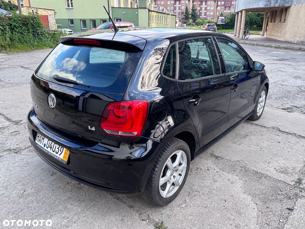 Volkswagen Polo 1.4 16V Comfortline - 2
