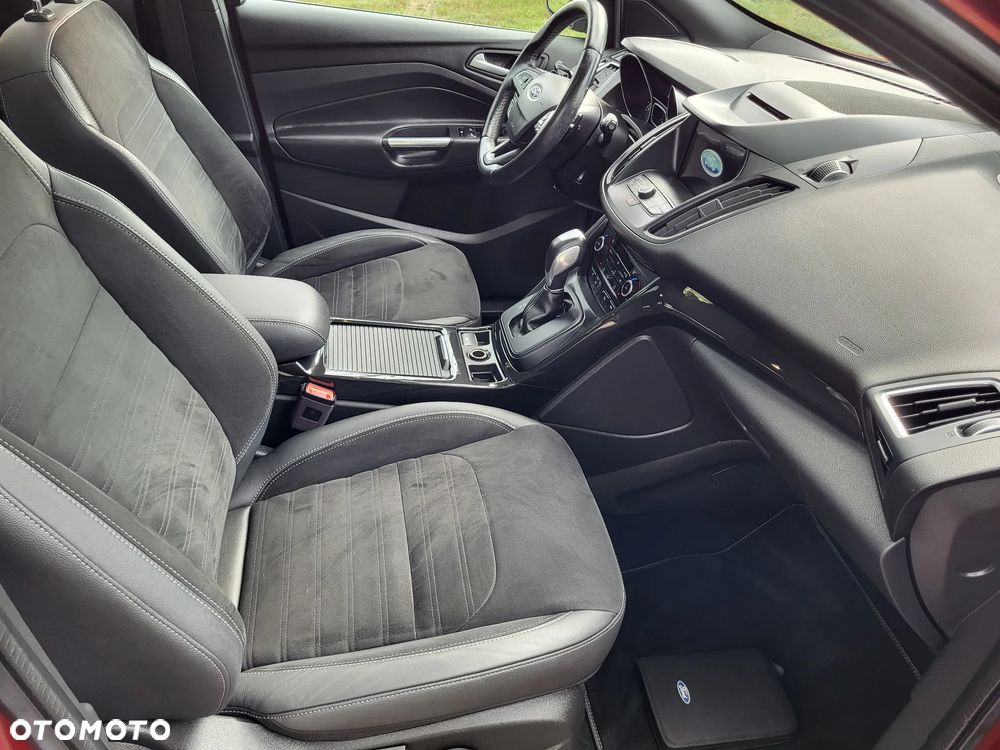 Ford Kuga 2.0 TDCi 4x4 ST-Line - 20