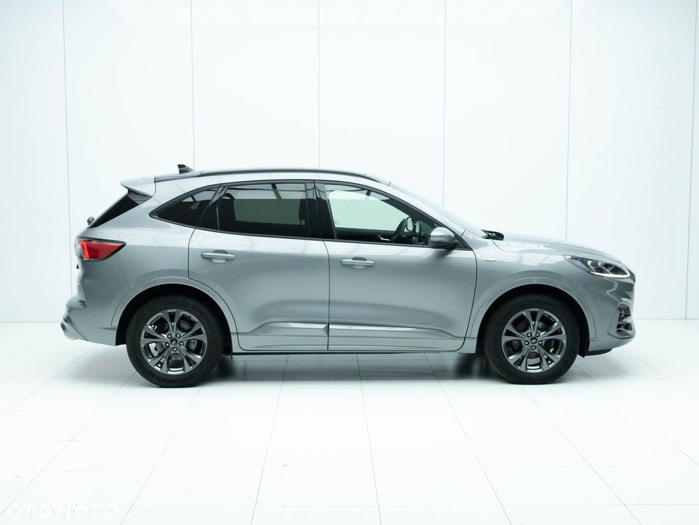 Ford Kuga 2.0 EcoBlue 4x4 ST-LINE X - 6