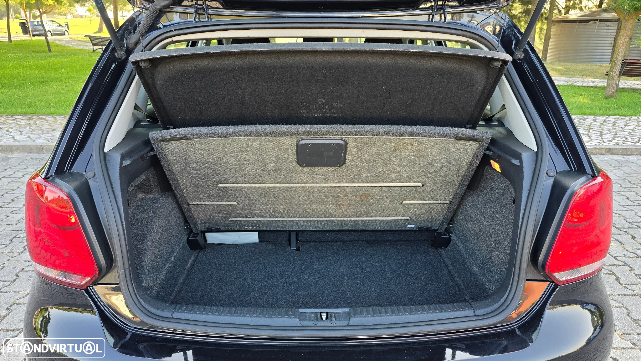 VW Polo 1.4 Highline DSG - 31