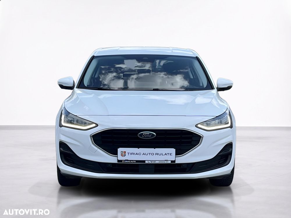 Ford Focus - 10