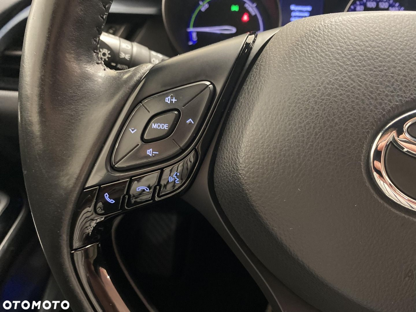 Toyota C-HR - 13